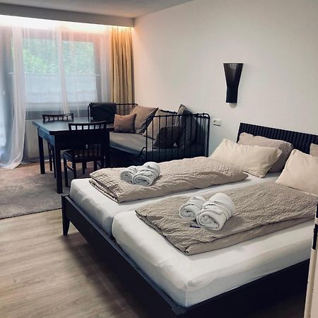 Free Apartment - Ermstal Bad Urach Esterno foto