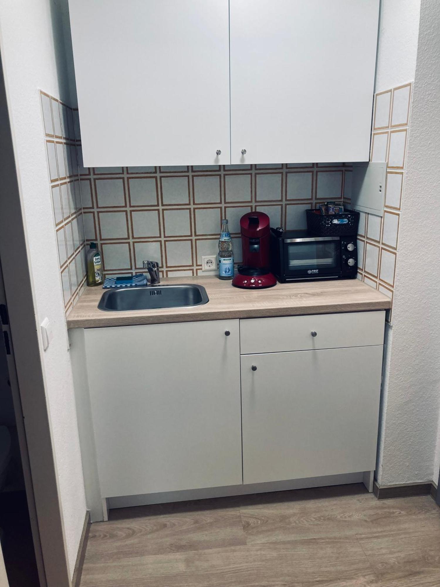Free Apartment - Ermstal Bad Urach Esterno foto